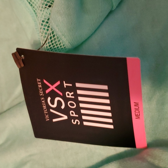 Victoria's Secret Sport Tank - Picture 3 of 4